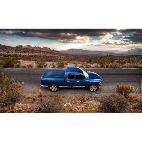 UnderCover 19-20 Ram 1500 6.4ft Lux Bed Cover - Blue Streak