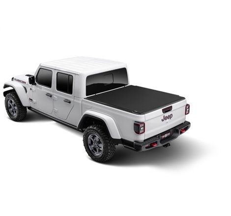 Truxedo 2020 Jeep Gladiator 5ft Sentry CT Bed Cover