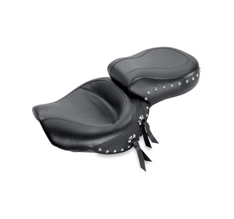 Mustang 06-17 Harley Dyna Wide Touring 1PC Seat w/Studs - Black